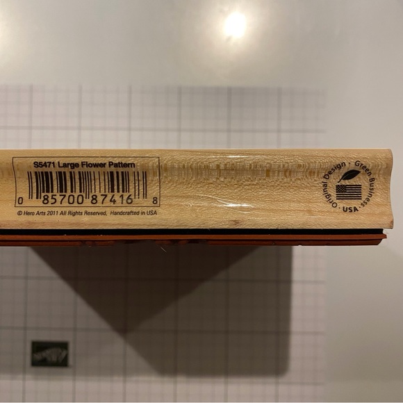 « Large Flower Pattern » Wood Mounted Rubber Stamp by Hero Arts - Picture 5 of 6